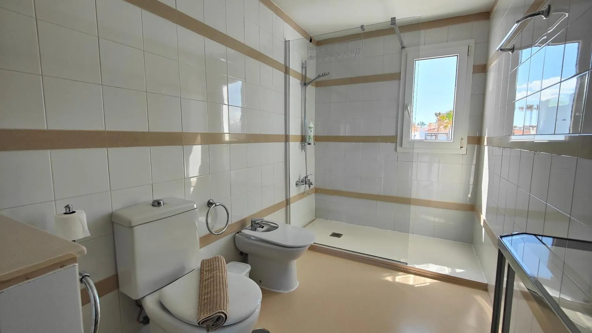 Holiday home Blue Breeze House With Pool Facing Sea Villa Corralejo