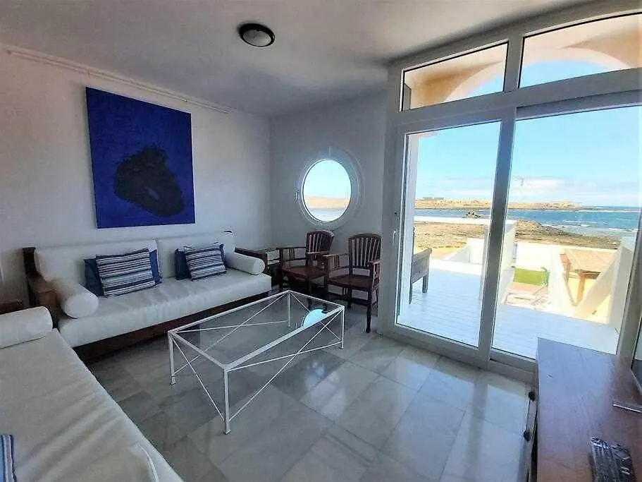 Blue Breeze House With Pool Facing Sea Villa Corralejo