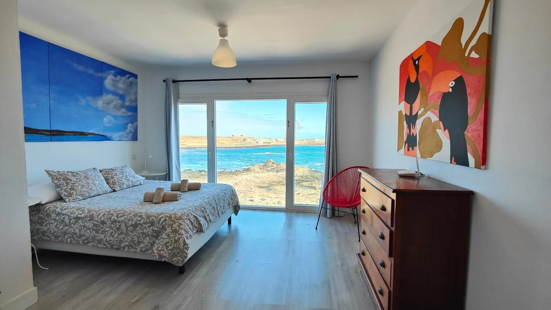Blue Breeze House With Pool Facing Sea Villa Corralejo