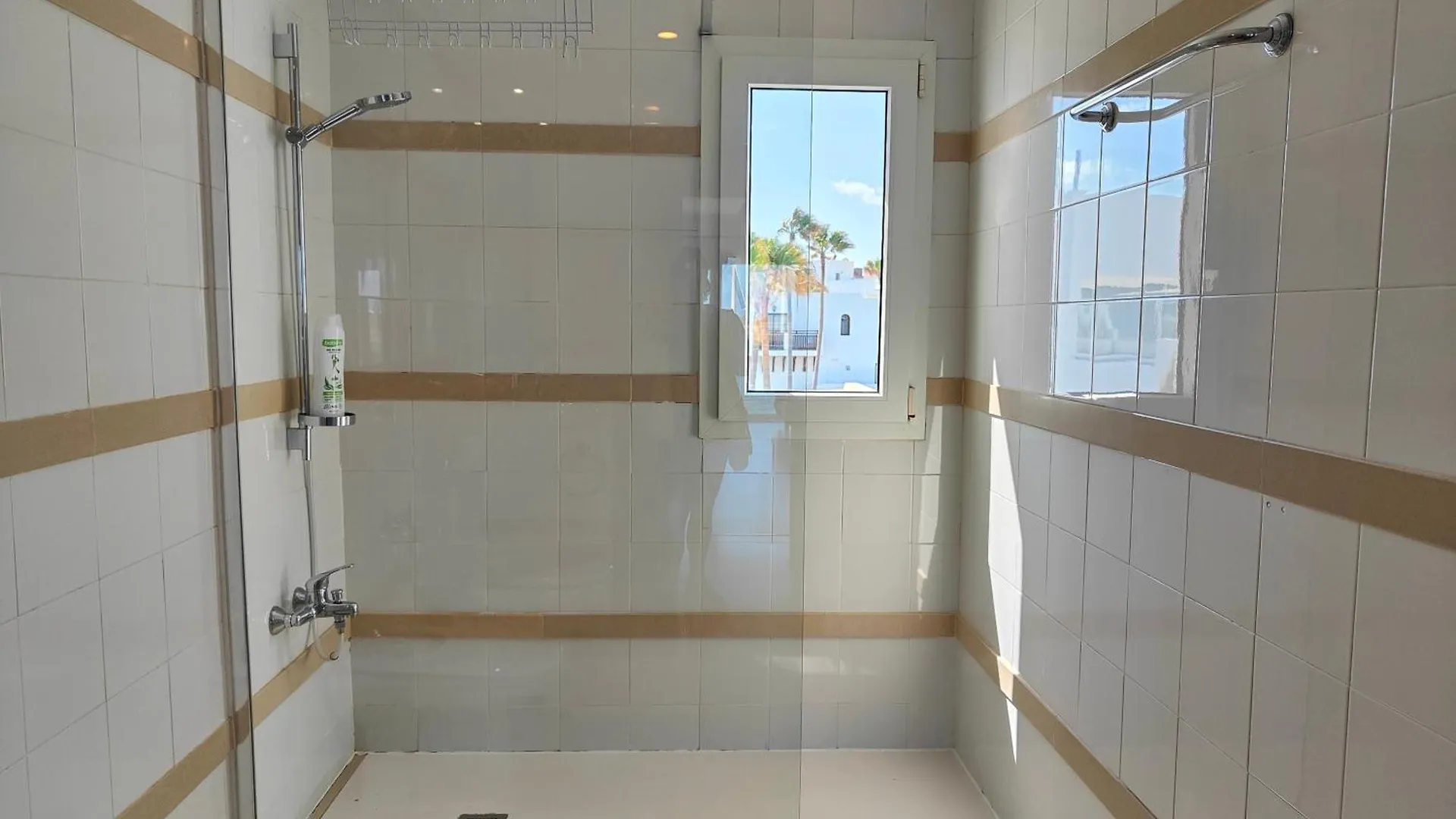 Blue Breeze House With Pool Facing Sea Villa Corralejo